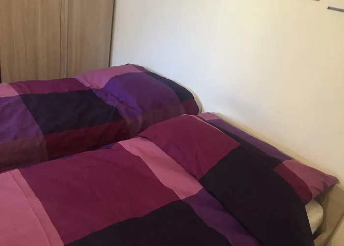 Female Dormitory For Only Female Bed & Breakfast *